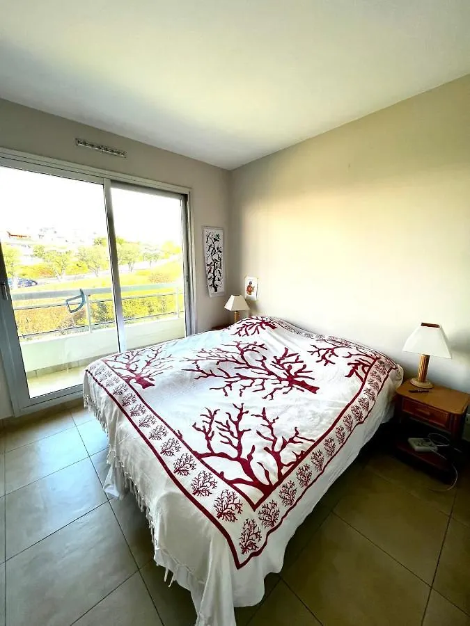 Hébergement de vacances Antibes Maeva Sea View Swimming Pool Air Conditioning And Parking